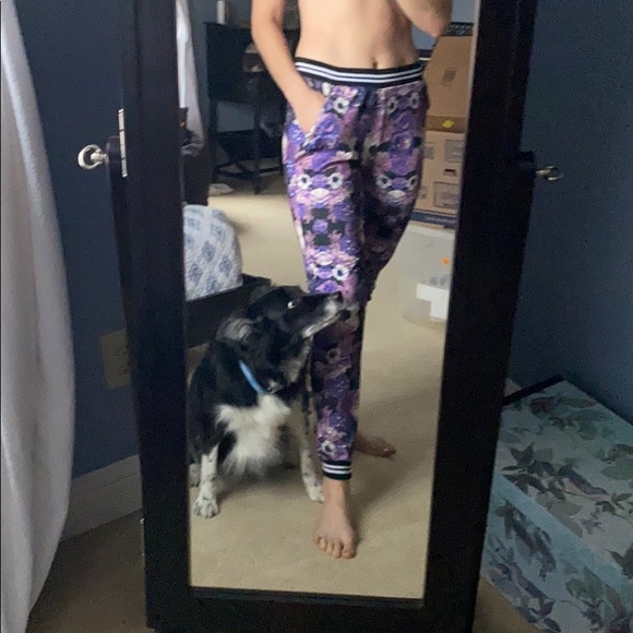 Statement pants - Picture 2 of 2